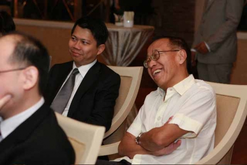 (11-14 Nov 2009) Breakfast Meeting - 5