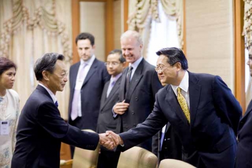 (15 Oct 2009) Courtesy Call and Dialogue with Thai PM - 10