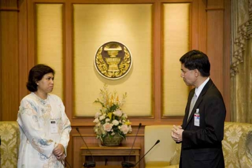 (15 Oct 2009) Courtesy Call and Dialogue with Thai PM - 15