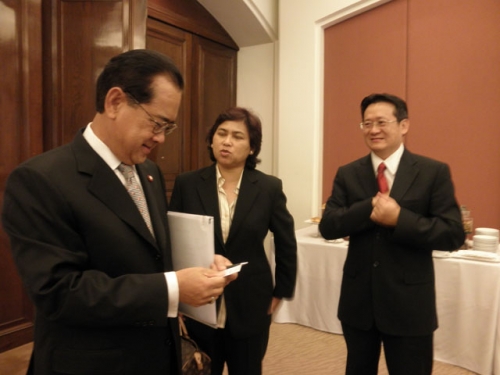(15 Oct 2009) Political and Economic Overview of Thailand - 4