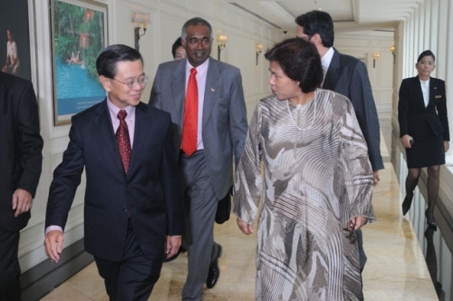 (23 March 2010) KLBC Luncheon with Singapore DPM and Minister of Home Affairs - 1