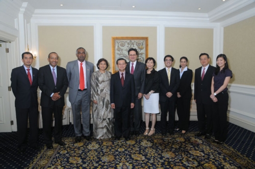 (23 March 2010) KLBC Luncheon with Singapore DPM and Minister of Home Affairs - 10