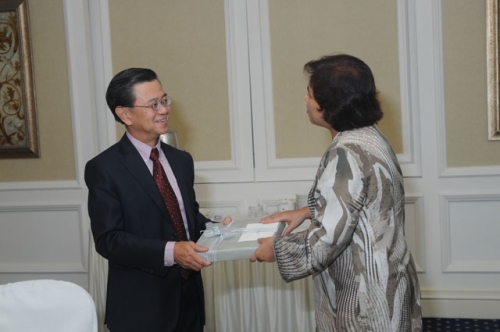 (23 March 2010) KLBC Luncheon with Singapore DPM and Minister of Home Affairs - 7