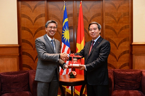 (8 August 2015) KLBC-ABC Special Dialogue with Prime Minister of Vietnam - 2