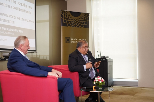 Dialogue with Alderman Peter Estlin 05